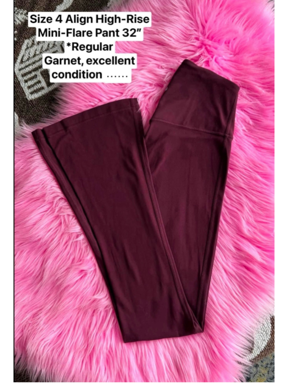 Size 4 Align High-Rise
Mini-Flare Pant 32"
*Regular
Garnet, excellent condition